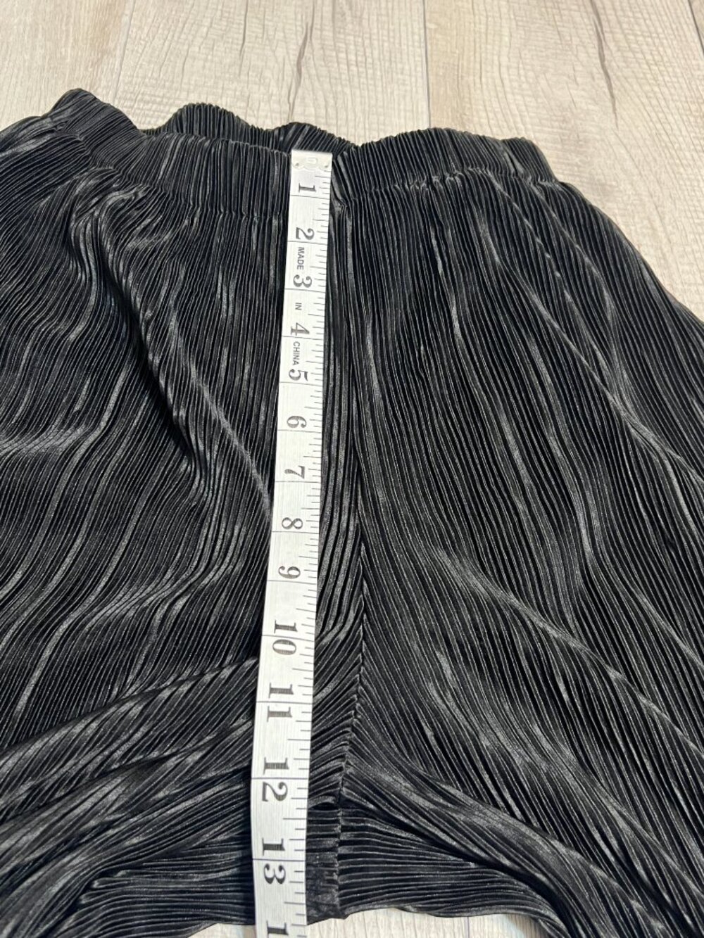 Peppermayo Black Pleated Wide Leg Pants Shiny Satin Lounge Trousers US 4 AU 8 - Picture 8 of 10
